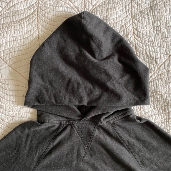 2/$50🍑 LULULEMON Dark Grey Pull Me Over Hoodie - Picture 6 of 10